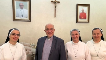Visit of Chaldean Sisters