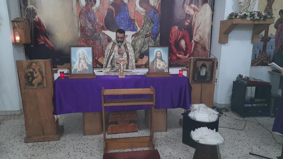 Holy Mass in the Chaldean parish of St Joseph-Sed El Baouchrieh